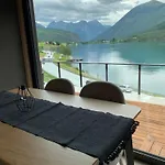 Golden - Panorama Ii Stryn