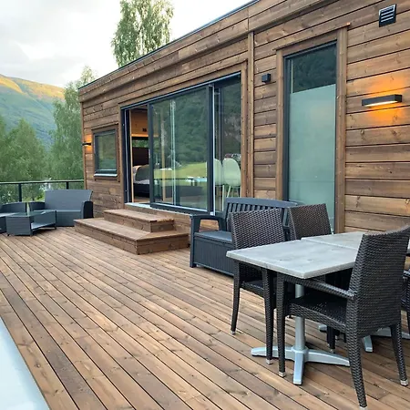 Golden - Panorama Ii سترين